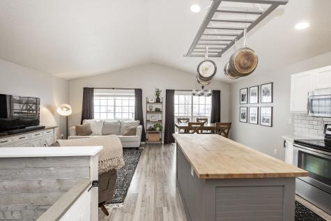 4985 55th Street S Fargo ND 58104