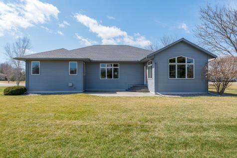 125 Kenna Drive Le Sueur MN 56058