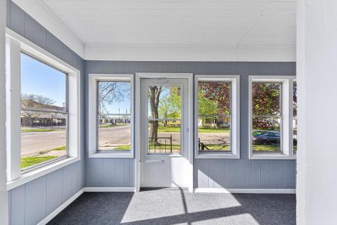 727 2nd Street NW Faribault MN 55021