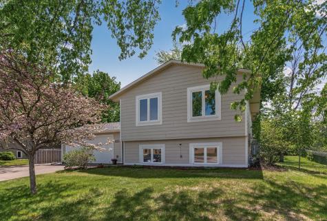 1030 Whitney Drive Apple Valley MN 55124