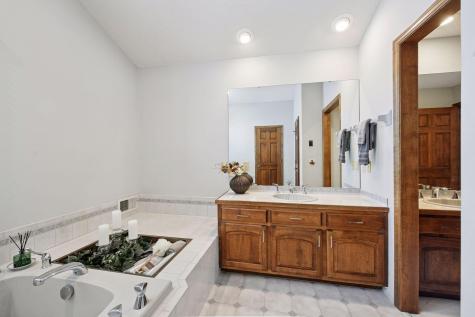 11824 Welters Way Eden Prairie MN 55347