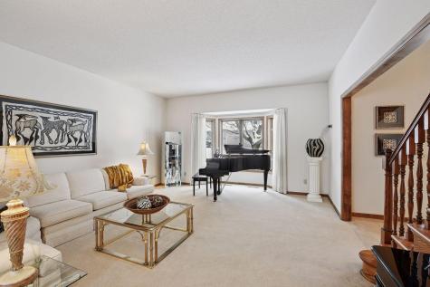 11824 Welters Way Eden Prairie MN 55347