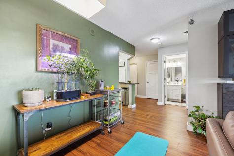 78 10th Street E Saint Paul MN 55101