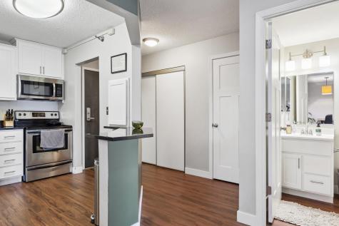 78 10th Street E Saint Paul MN 55101