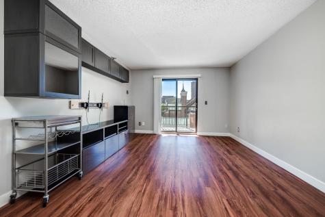 78 10th Street E Saint Paul MN 55101
