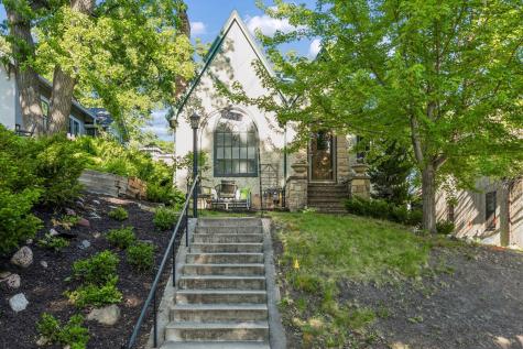 4849 12th Avenue S Minneapolis MN 55417