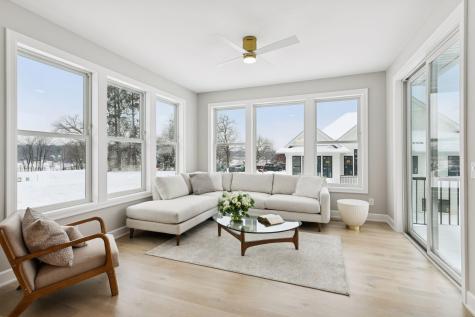 599 Harbor Court Shoreview MN 55126