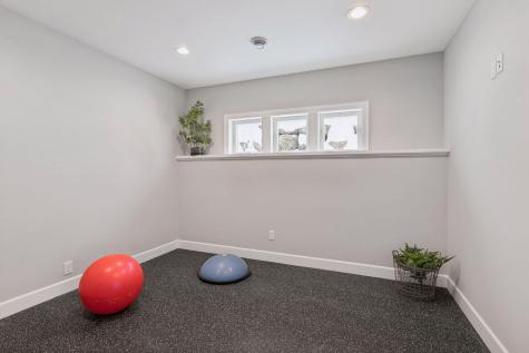 599 Harbor Court Shoreview MN 55126