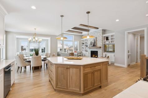 599 Harbor Court Shoreview MN 55126