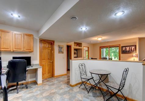 709 Carter Drive Northfield MN 55057