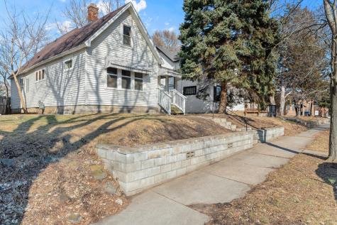 673 Jessamine Avenue E Saint Paul MN 55106