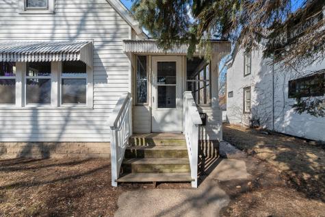 673 Jessamine Avenue E Saint Paul MN 55106