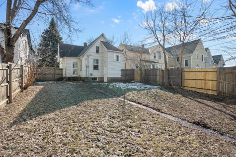 673 Jessamine Avenue E Saint Paul MN 55106