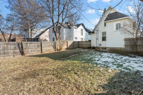 673 Jessamine Avenue E Saint Paul MN 55106