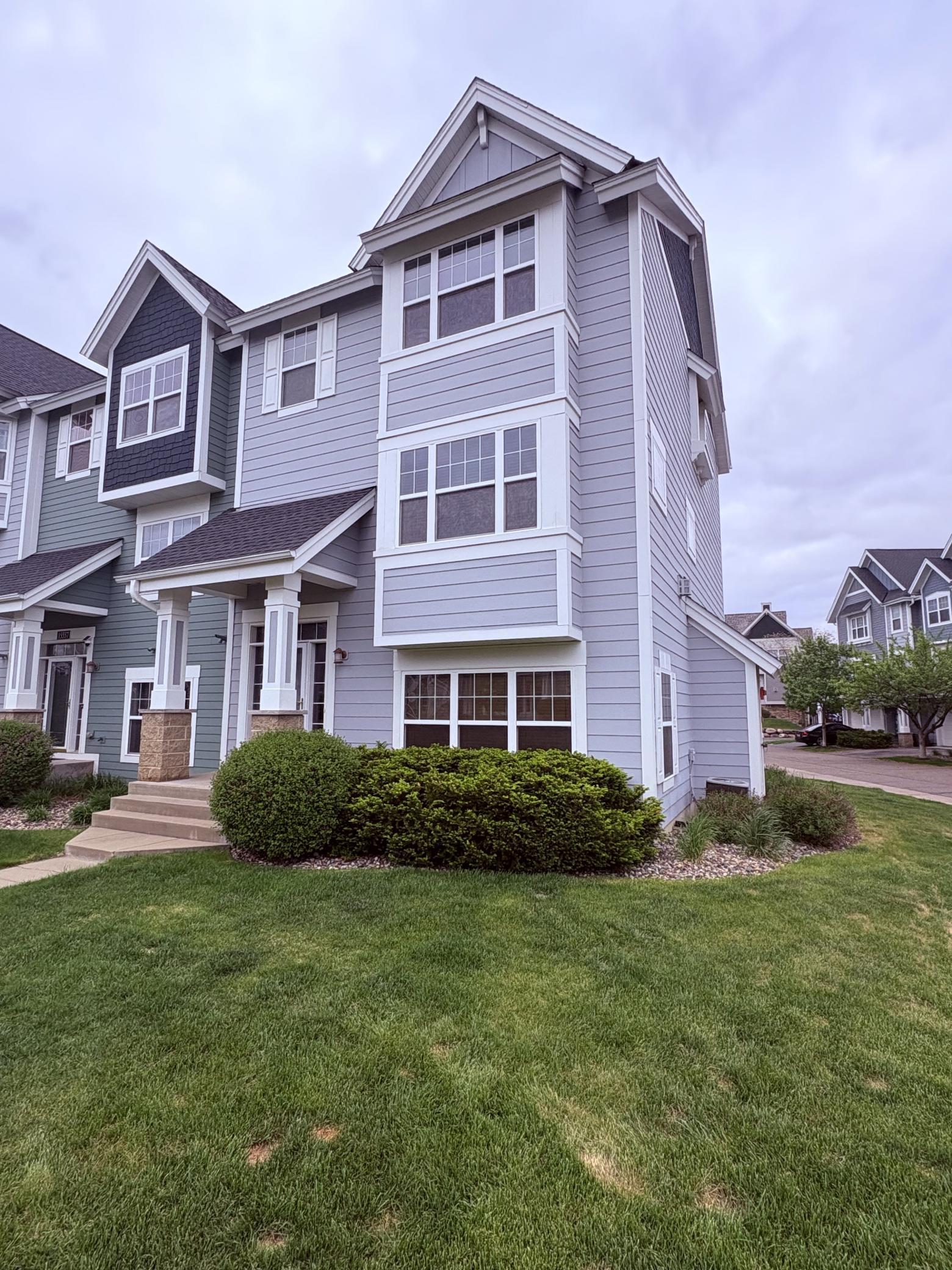 15555 Eagles Nest Way Apple Valley MN 55124