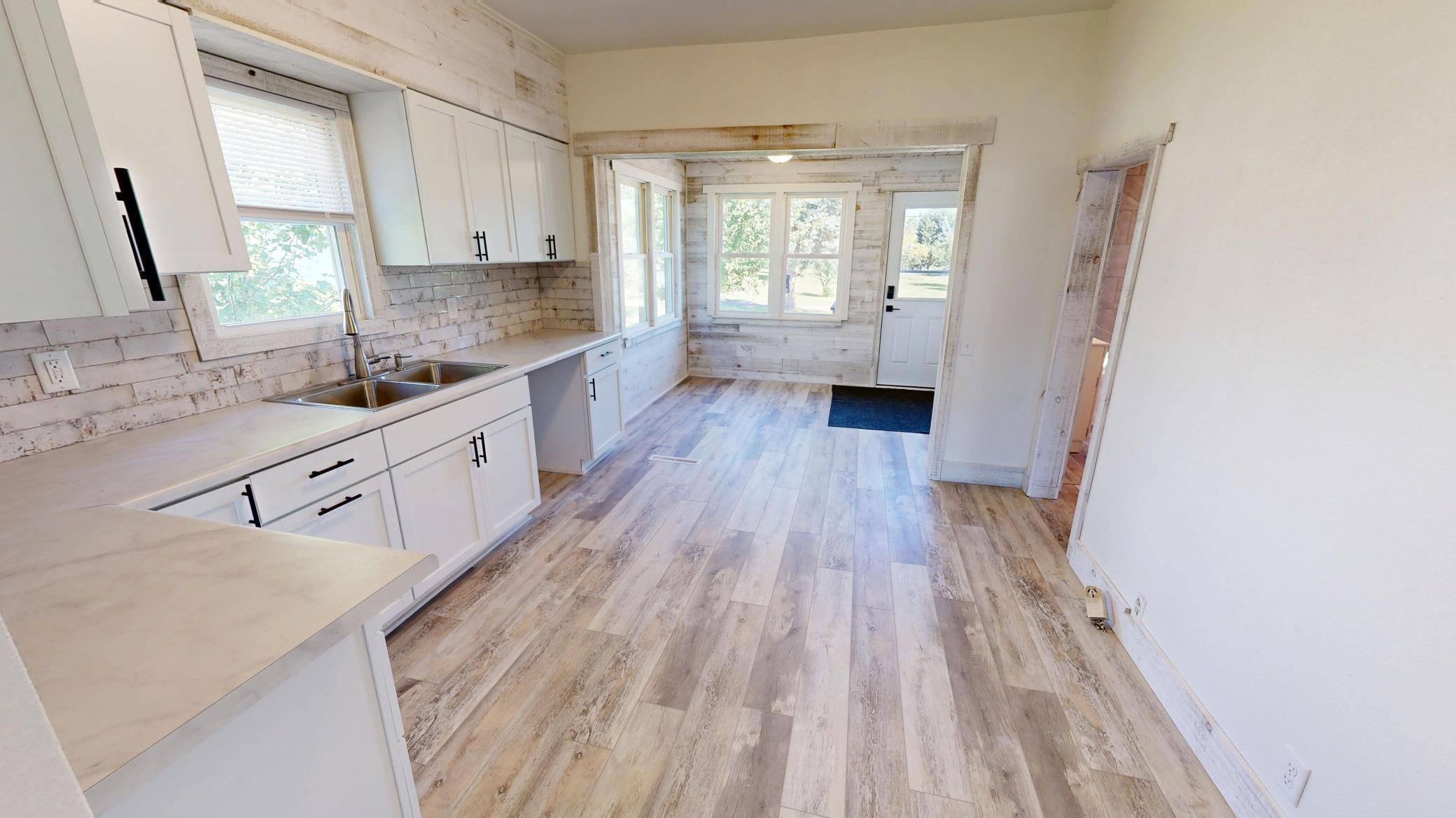 447 E Schlieman Avenue Appleton MN 56208