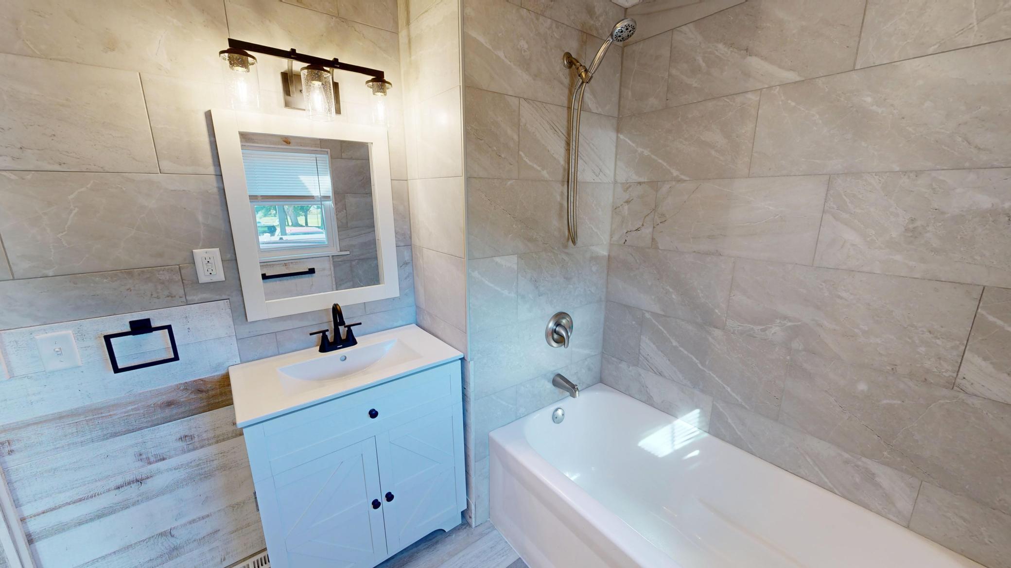 447 E Schlieman Avenue Appleton MN 56208