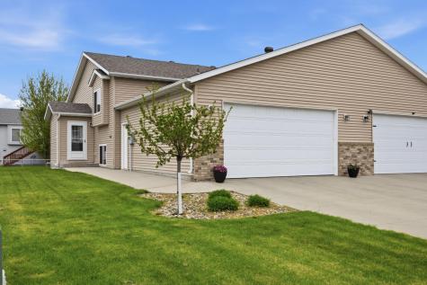 806 3rd Avenue NE Dilworth MN 56529