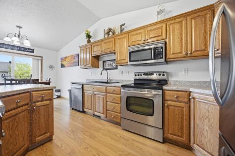 806 3rd Avenue NE Dilworth MN 56529