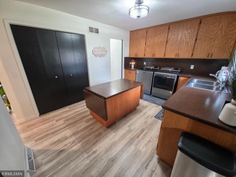 643 W Hall Avenue Buffalo Lake MN 55314