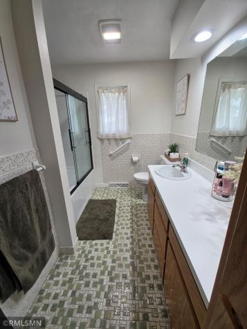 643 W Hall Avenue Buffalo Lake MN 55314