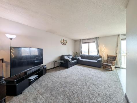 35 Fremont Drive S Fargo ND 58103