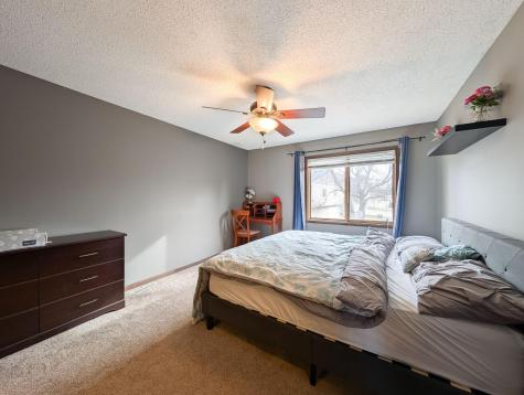 35 Fremont Drive S Fargo ND 58103