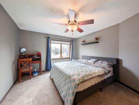 35 Fremont Drive S Fargo ND 58103