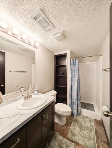 35 Fremont Drive S Fargo ND 58103