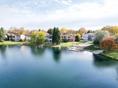 35 Fremont Drive S Fargo ND 58103
