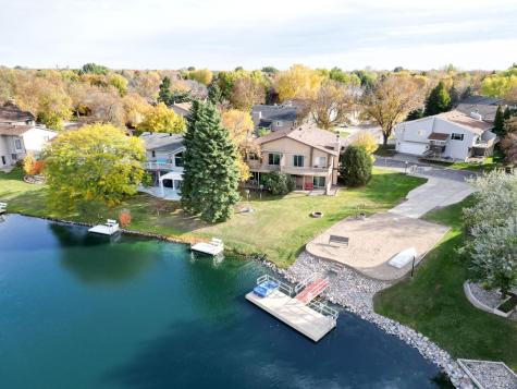 35 Fremont Drive S Fargo ND 58103