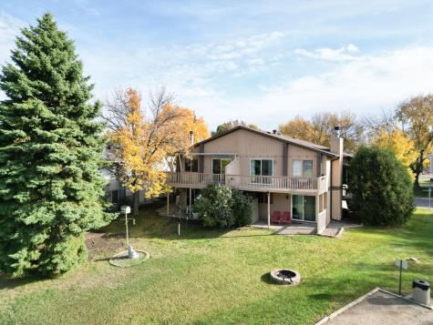 35 Fremont Drive S Fargo ND 58103