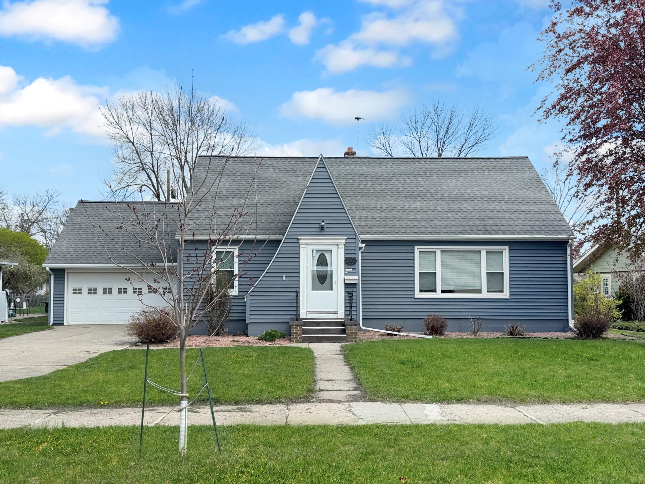 2817 Norwood Avenue Slayton MN 56172