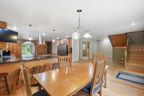 870 County Road F E Vadnais Heights MN 55127