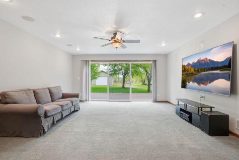 870 County Road F E Vadnais Heights MN 55127