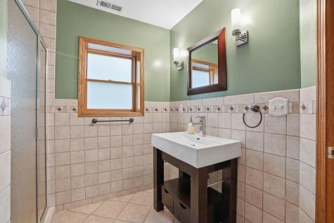 870 County Road F E Vadnais Heights MN 55127