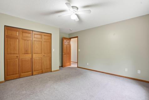 870 County Road F E Vadnais Heights MN 55127