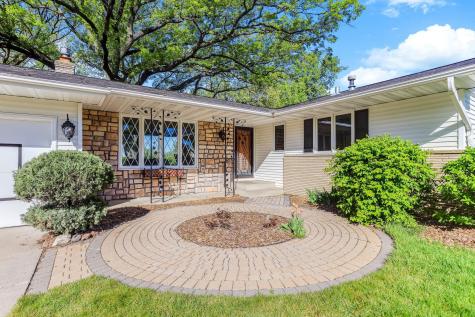 7610 Alden Way NE Fridley MN 55432