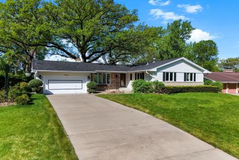 7610 Alden Way NE Fridley MN 55432