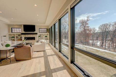21 Cherrywood Circle North Oaks MN 55127