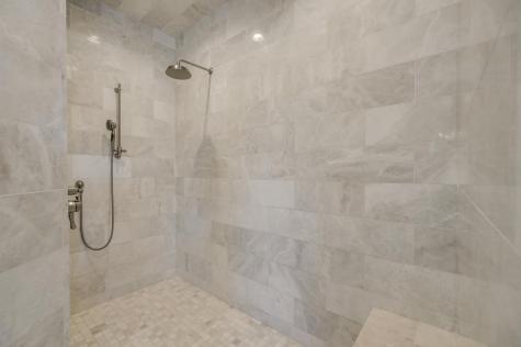 21 Cherrywood Circle North Oaks MN 55127