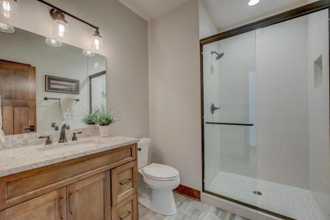 21 Cherrywood Circle North Oaks MN 55127