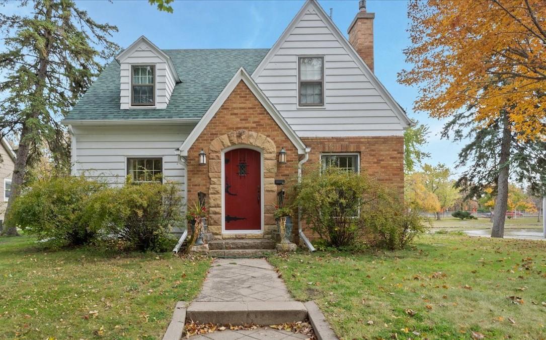 817 Maple Street Alexandria MN 56308