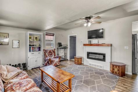 550 Spruce Street Kindred ND 58051
