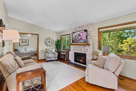 9731 Dorset Lane Eden Prairie MN 55347