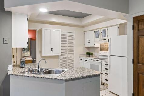 518 Lovell Avenue Roseville MN 55113