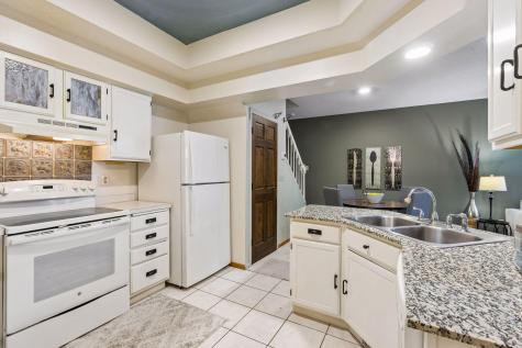 518 Lovell Avenue Roseville MN 55113