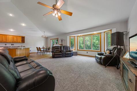 905 Brook Lane NE Owatonna MN 55060