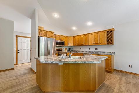 905 Brook Lane NE Owatonna MN 55060
