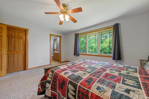 905 Brook Lane NE Owatonna MN 55060